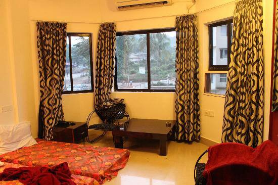 Hotel Sheshanaag Aashraya, Kukke Subramanya 1